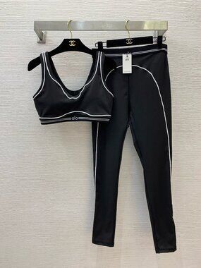 ALO trouser set, yoga set, sportswear set, women's size M